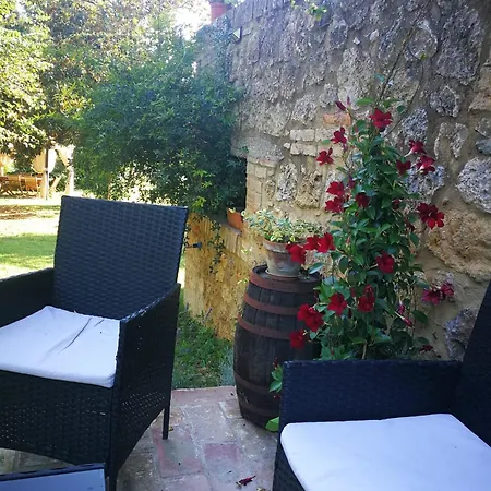 Apartment Claudia Toscana - Nocciolo- 10 Min Da Siena *